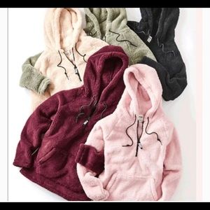 NWT Victoria’s Secret Sherpa Black sz Small Hoodie